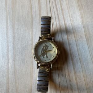 Gold Winnie The Pooh Watch MUO137 Ladies Watch